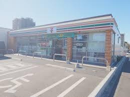 草加市金明町　全1棟(セブンイレブン新田駅西口店)