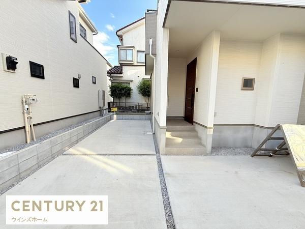 越谷市下間久里　全2邸　1号棟