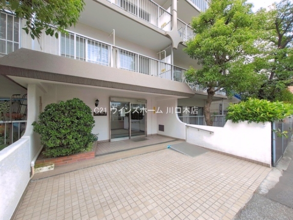 ハイラーク川口