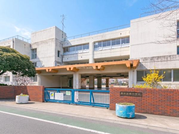 ルピナス蕨(蕨市立南小学校)