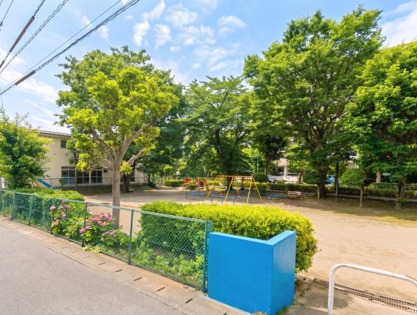 越谷団地(ファミリー公園)