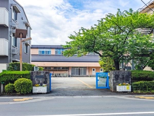 越谷団地(越谷市立南越谷小学校)