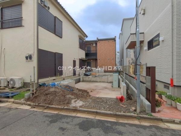 蕨市南町3111邸