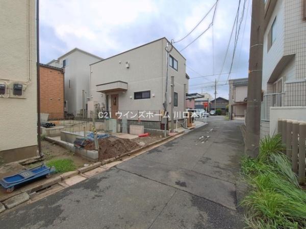 蕨市南町3111邸