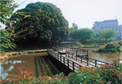 さいたま市緑区東浦和211II全2棟2号棟(井沼方公園)