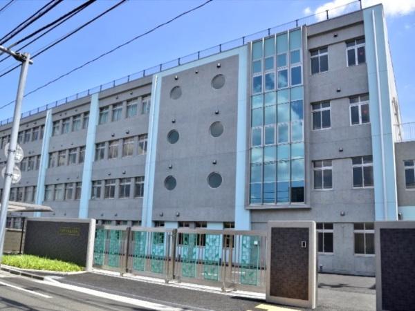 メイツ川口並木(川口市立幸並中学校)
