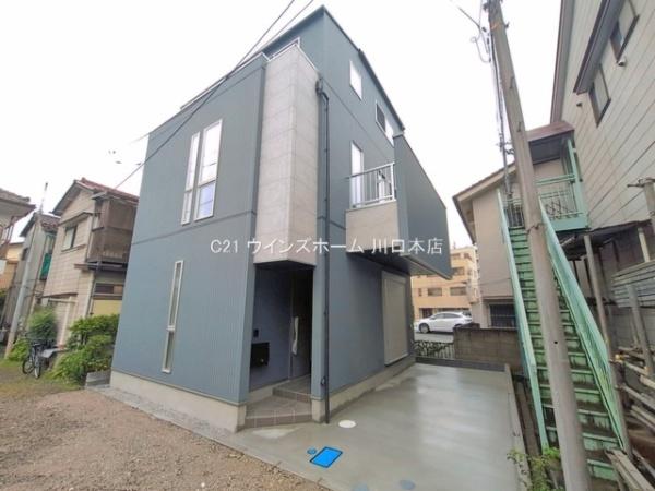 川口市西青木4051邸