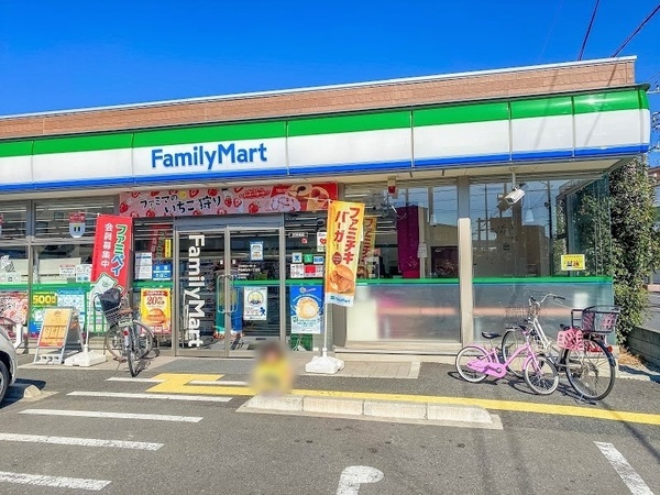 戸田市美女木1丁目　全4棟　3号棟(ファミリーマート戸田美女木一丁目店)