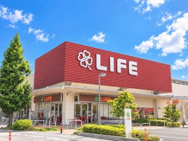 吉川市中央３丁目の中古一戸建て(ライフ吉川栄町店)