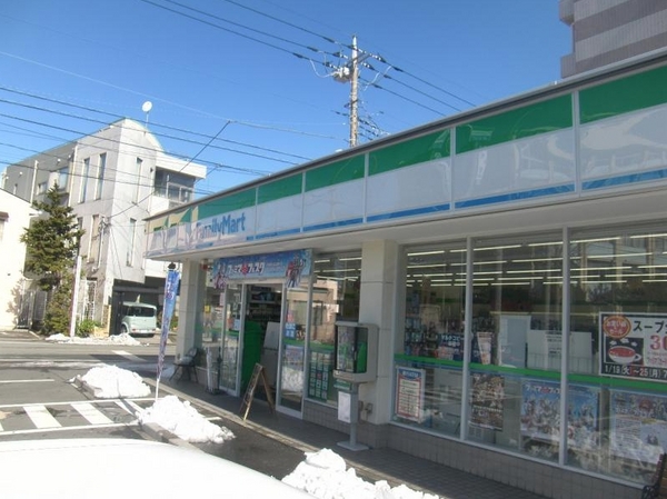 ウォークイン/全室南向き/さいたま市桜区西堀4丁目(ファミリーマートさいたま西堀三丁目店)
