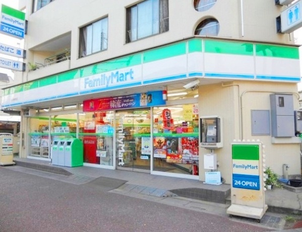 さいたま市中央区与野ハウス(ファミリーマート北与野駅前店)