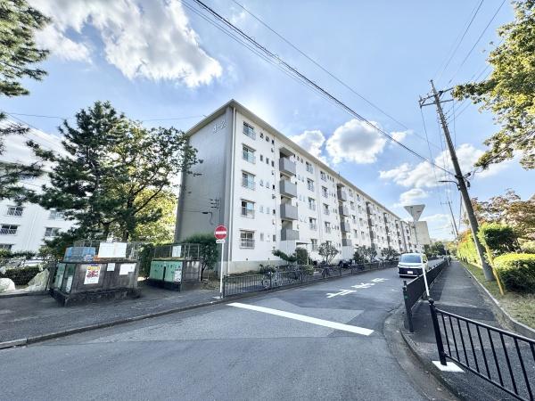 新栄町住宅
