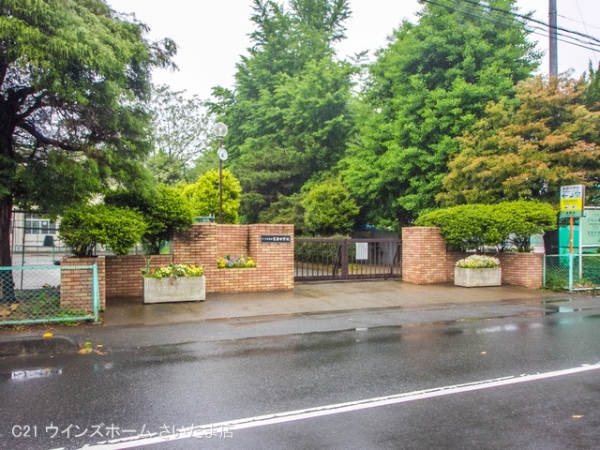 セザール大宮中央公園(さいたま市立宮原中学校)