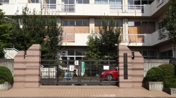 武蔵浦和ローヤルコーポ(さいたま市立浦和大里小学校)