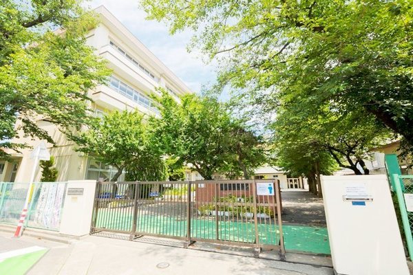 ザ・ステイツ朝霞根岸台(朝霞市立朝霞第二小学校)