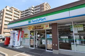 ダイアパレス赤塚公園(ファミリーマート和光白子三丁目店)