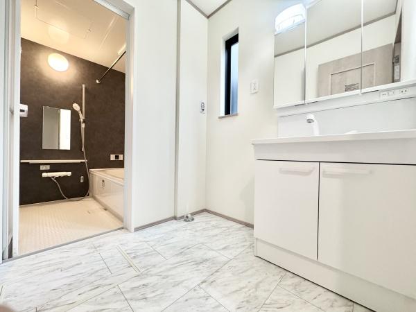 さいたま市中央区新中里1全10棟D号棟