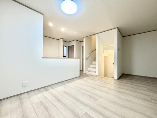 さいたま市中央区新中里1全10棟J号棟