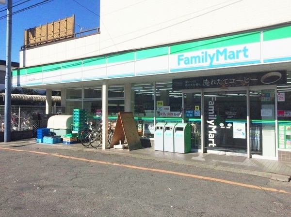 さいたま市南区鹿手袋3丁目の中古一戸建て(ファミリーマート中浦和駅前店)