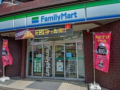 蕨市南町3丁目の新築一戸建(ファミリーマート)