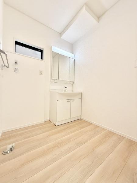 さいたま市桜区中島4丁目の新築一戸建(洗面台・洗面所)