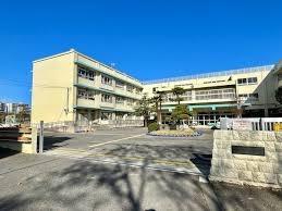 コスモ志木ホワイトコート(志木市立志木第二小学校)