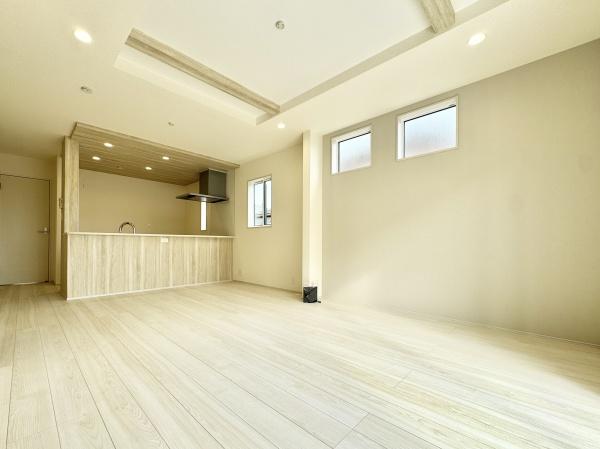 さいたま市見沼区東大宮3丁目の新築一戸建(リビング)