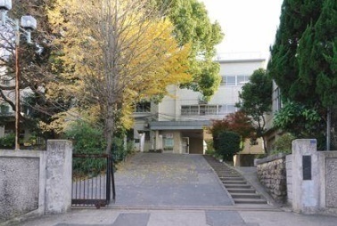 ブランアーク鳩ヶ谷クレアトール(川口市立鳩ケ谷中学校)