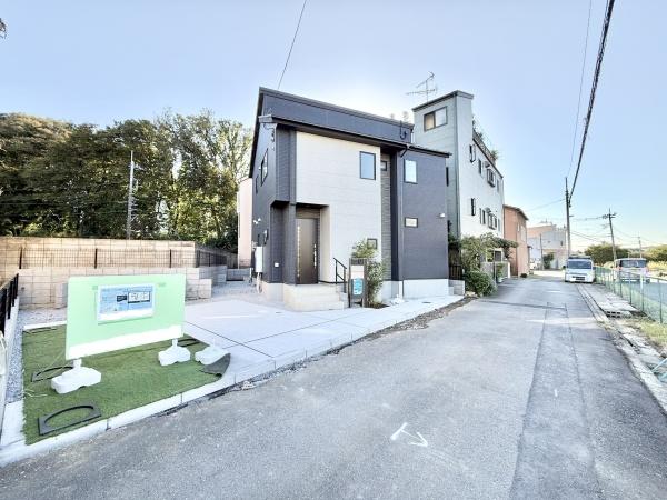 さいたま市見沼区大字大谷の新築一戸建(前面道路含む現地写真)
