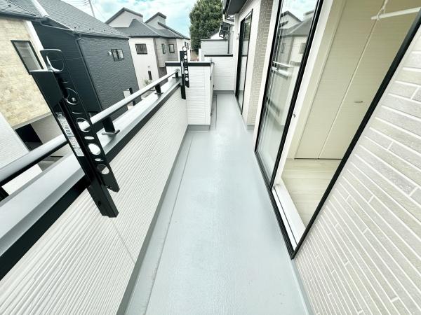 さいたま市見沼区東大宮3丁目の新築一戸建(バルコニー)