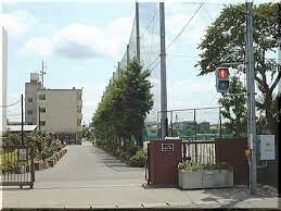 さいたま市北区櫛引町225全2棟1号棟(さいたま市立日進中学校)
