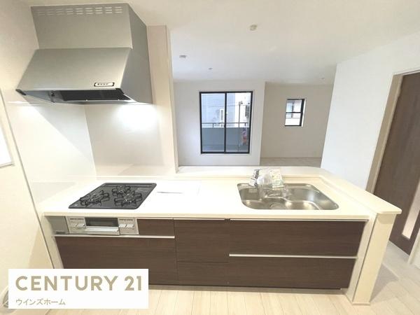 川口市本前川　全1棟