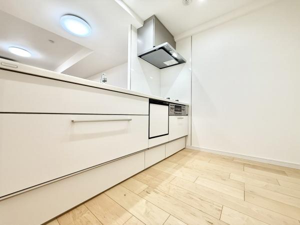 朝日パリオ浦和辻