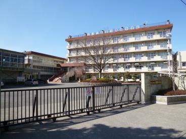 エクレール岩槻第１(さいたま市立西原中学校)