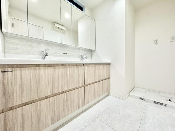 さいたま市浦和区大東１丁目の新築一戸建