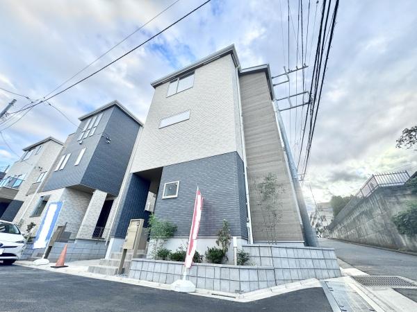 さいたま市桜区西堀８丁目の新築一戸建