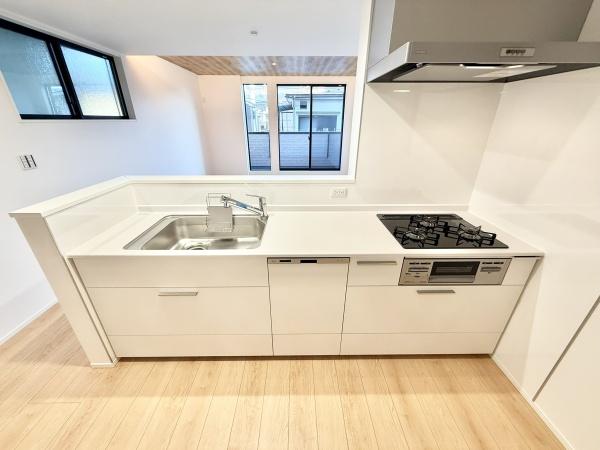 川口市戸塚東４丁目の新築一戸建