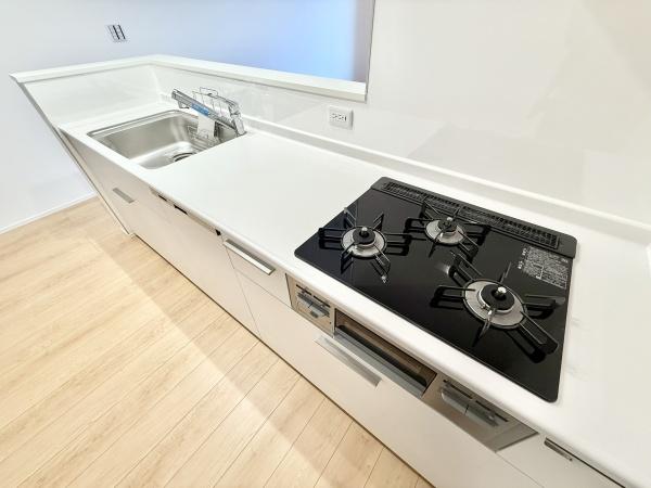 川口市戸塚東４丁目の新築一戸建