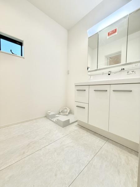 川口市戸塚東４丁目の新築一戸建