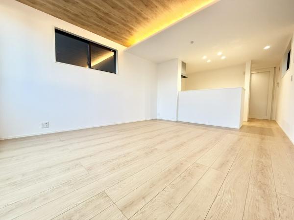 川口市戸塚東４丁目の新築一戸建