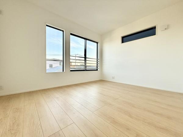 川口市戸塚東４丁目の新築一戸建