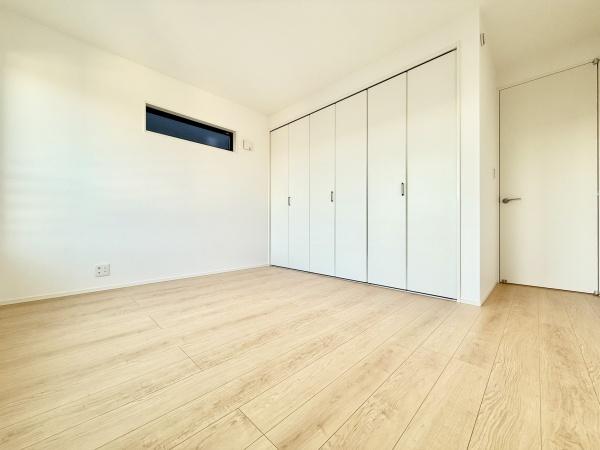 川口市戸塚東４丁目の新築一戸建