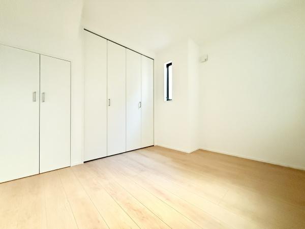 川口市戸塚東４丁目の新築一戸建