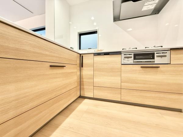 川口市戸塚東４丁目の新築一戸建