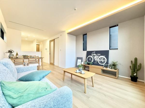 川口市戸塚東４丁目の新築一戸建