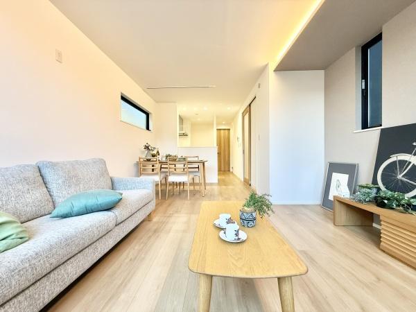 川口市戸塚東４丁目の新築一戸建