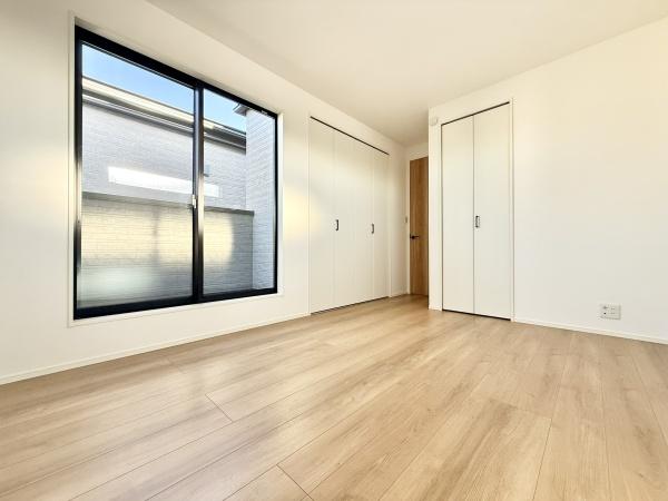 川口市戸塚東４丁目の新築一戸建