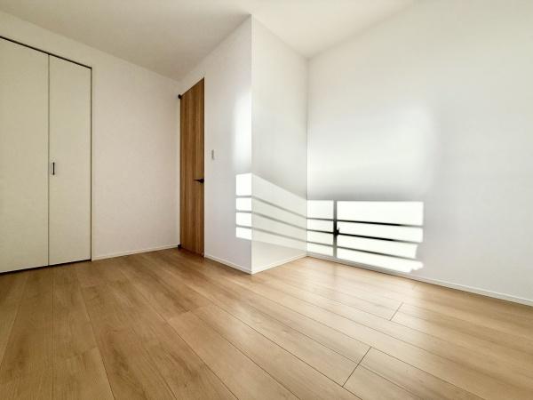 川口市戸塚東４丁目の新築一戸建