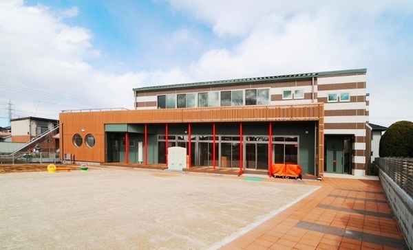 ハイリーハイツ浦和(いちご南保育園)