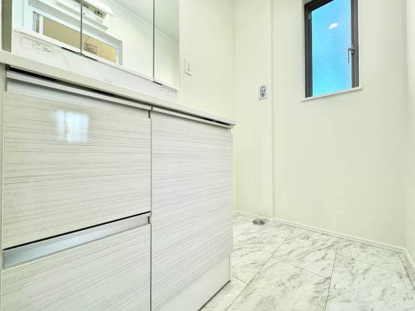 さいたま市西区三橋６丁目の新築一戸建